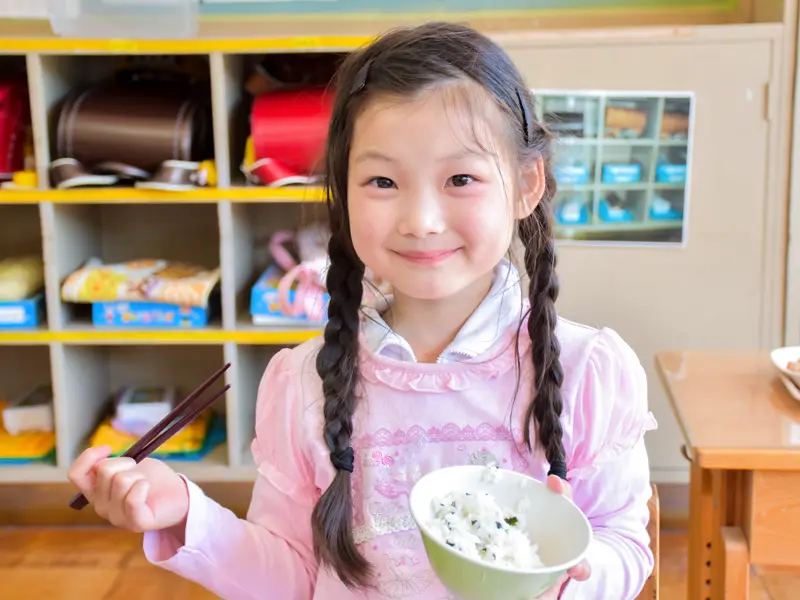 業種から探す　学校給食